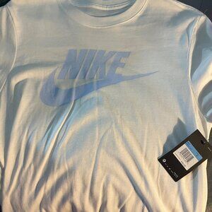 White & Baby Blue Nike Short Sleeve Tee Size M